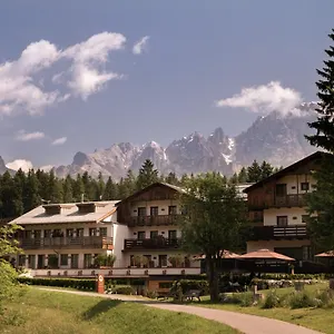 Rosapetra ***** Cortina dʼAmpezzo