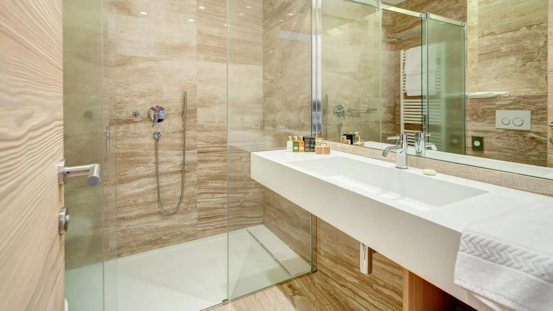 ****  Hotel Lajadira & Spa Cortina d'Ampezzo Italy