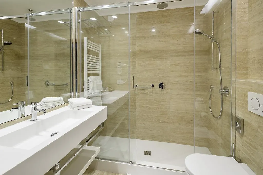 Hotel Lajadira & Spa Cortina d'Ampezzo 4*,
