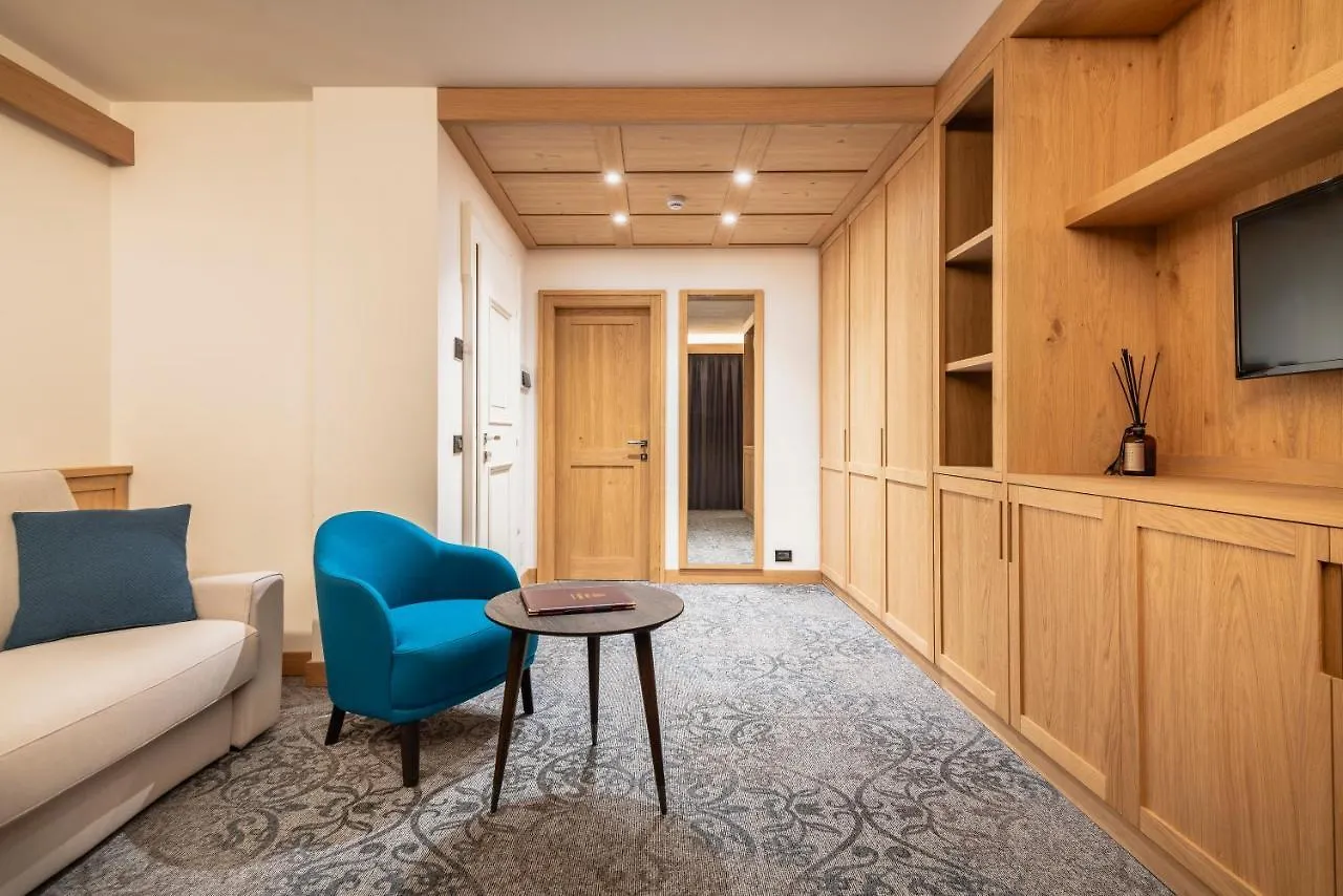 Hotel Lajadira & Spa Cortina d'Ampezzo 4*,  Italy